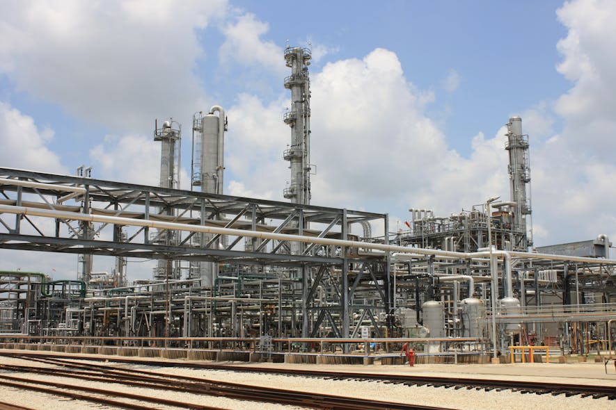 Positive displacement pumps are a suitable choice for chemical process plants, a place where centrifugal pumps are common. One feature of positive displacement pumps is their ability to always achieve peak efficiency, no matter the changes in operating environment.