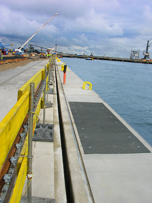 container terminal 5 container terminal 5